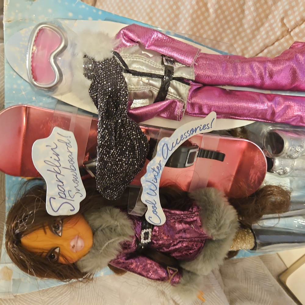 BRATZ Winter Wonderland Yasmin.